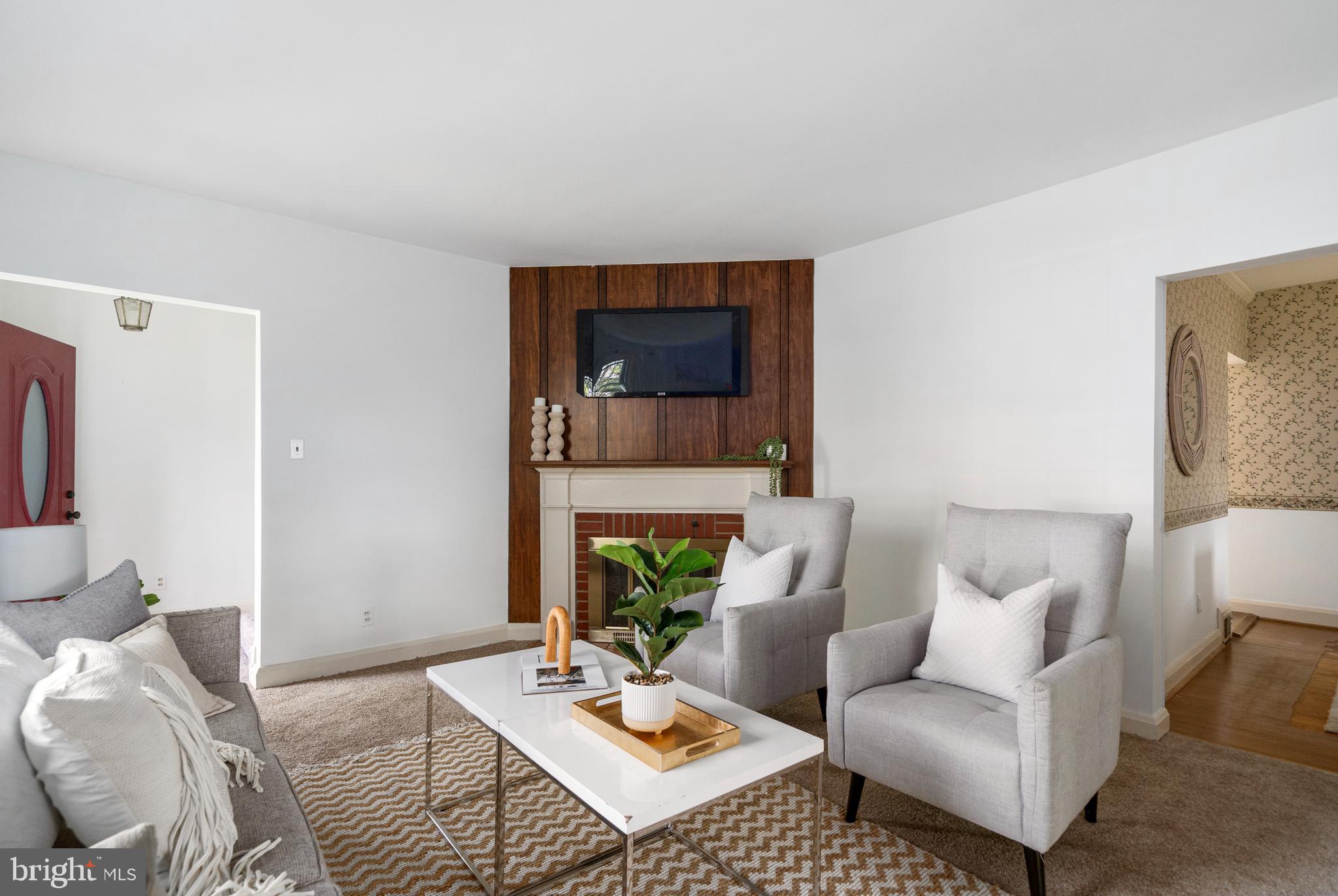 HILLENDALE PARK - Residential