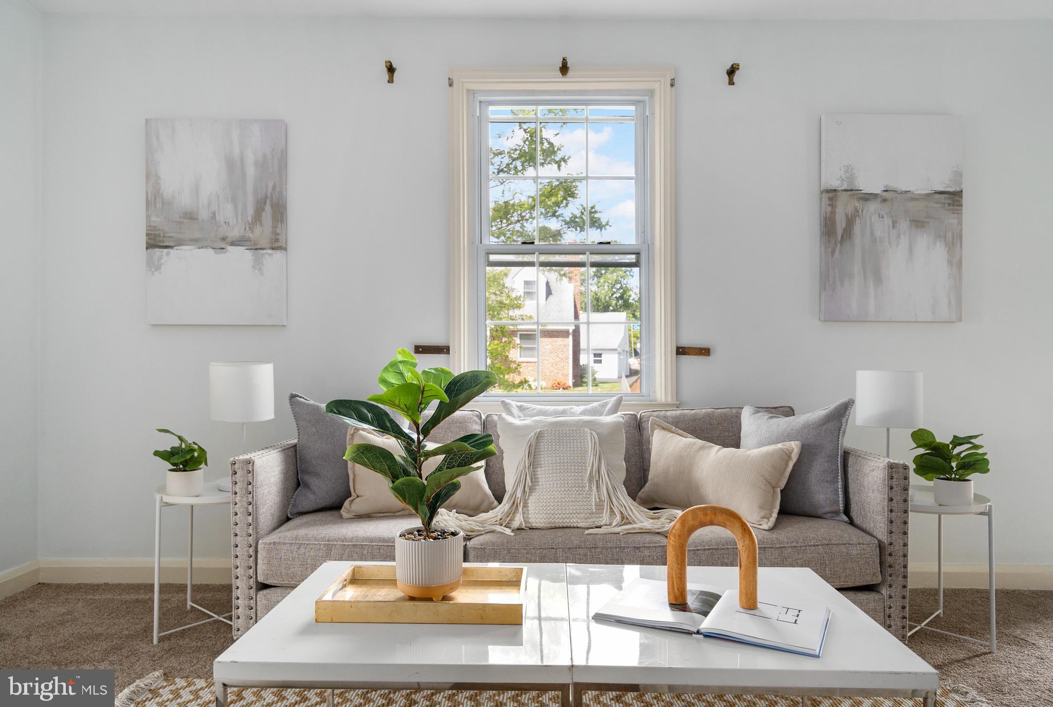 HILLENDALE PARK - Residential