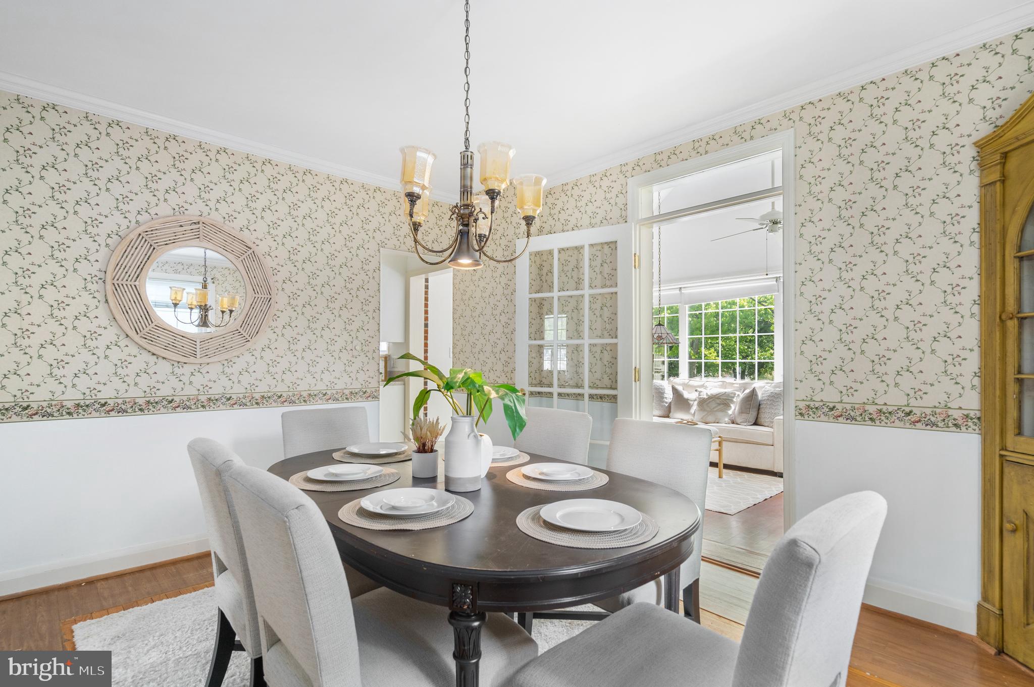 HILLENDALE PARK - Residential