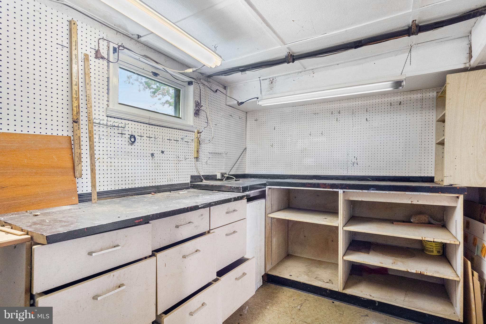 HILLENDALE PARK - Residential