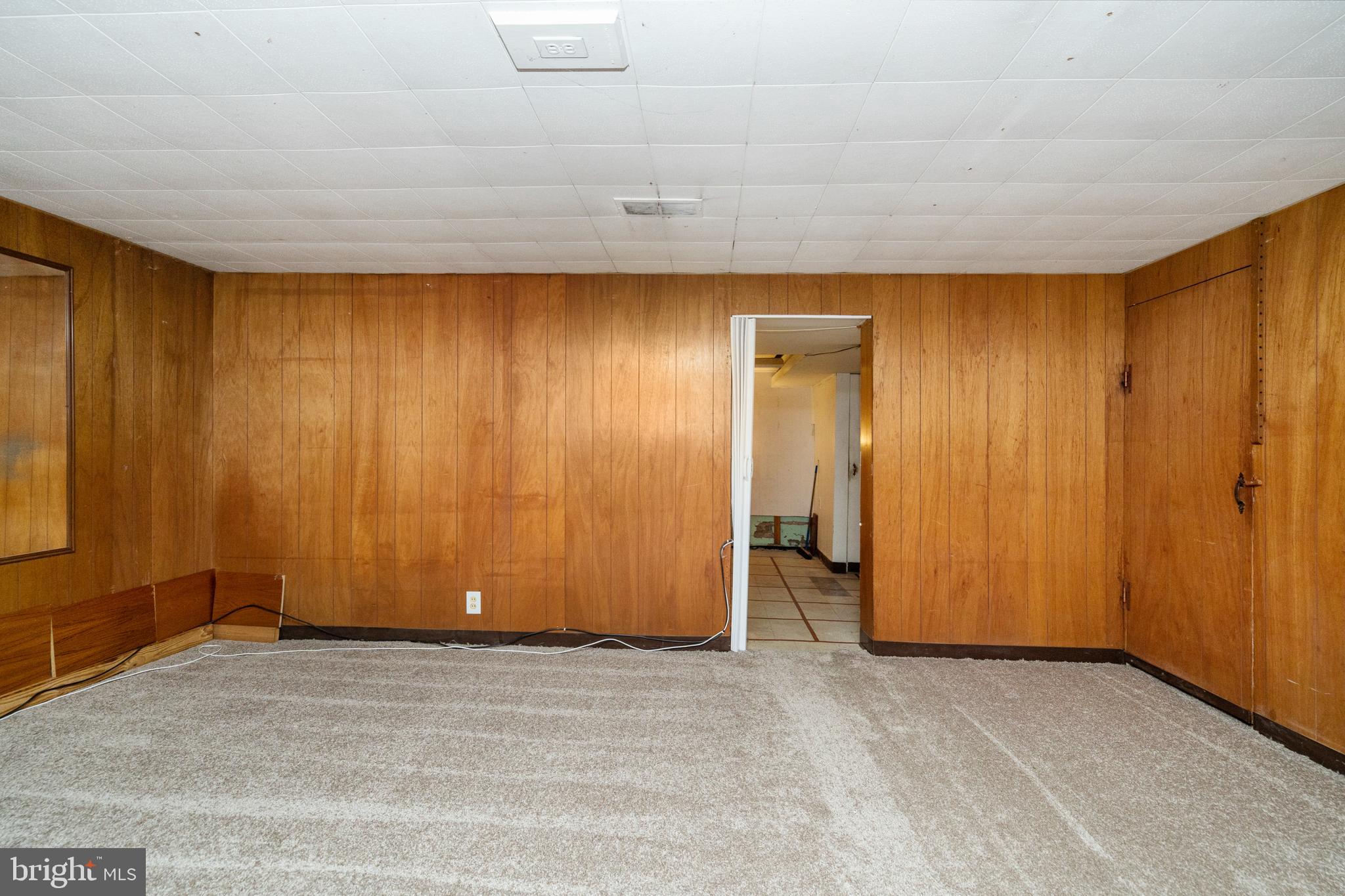 HILLENDALE PARK - Residential