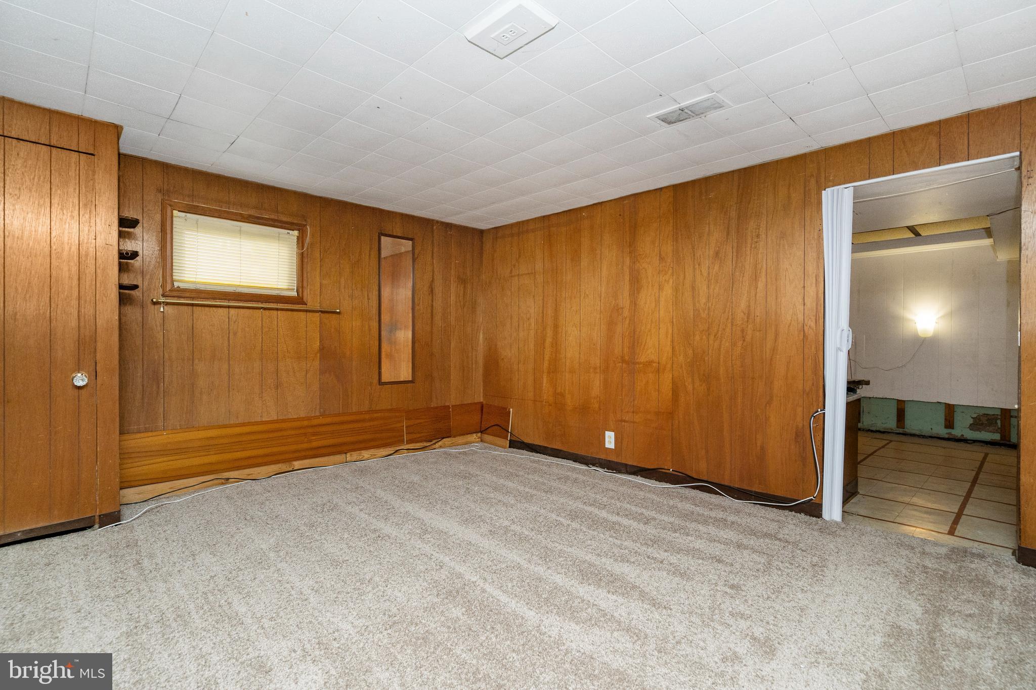 HILLENDALE PARK - Residential