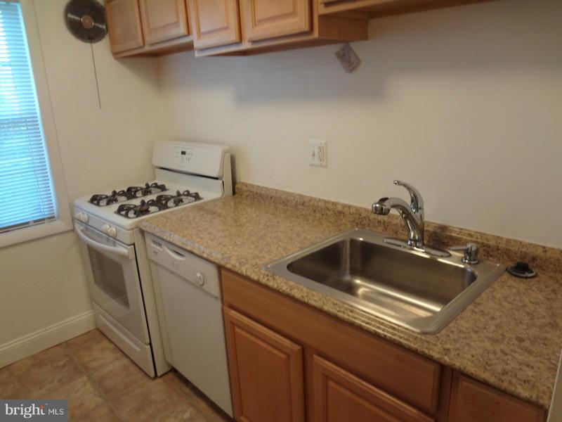 FOXCROFT COLONY - Residential Lease