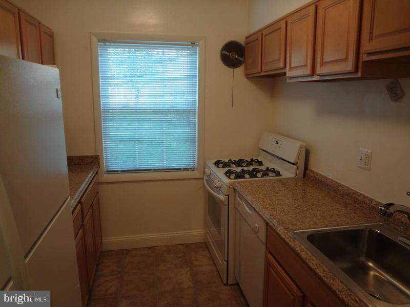 FOXCROFT COLONY - Residential Lease