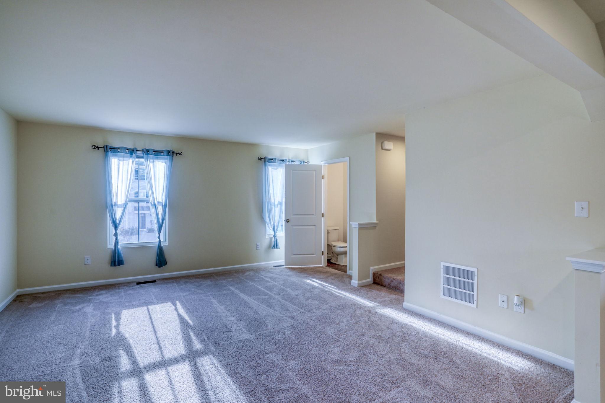 SPRING OAKS - Residential