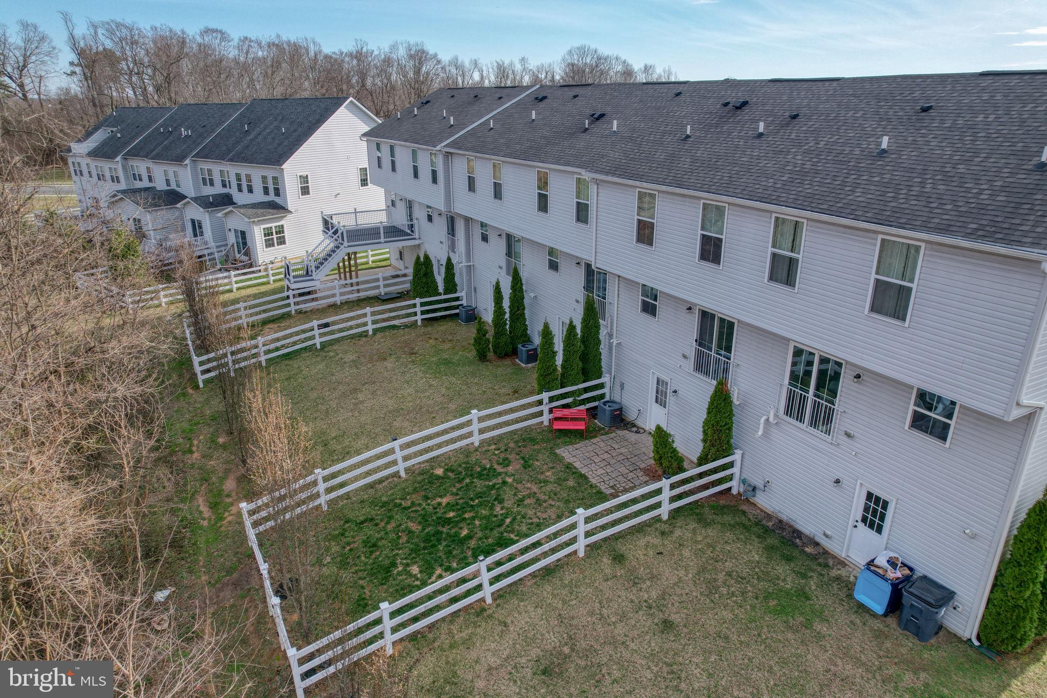 SPRING OAKS - Residential