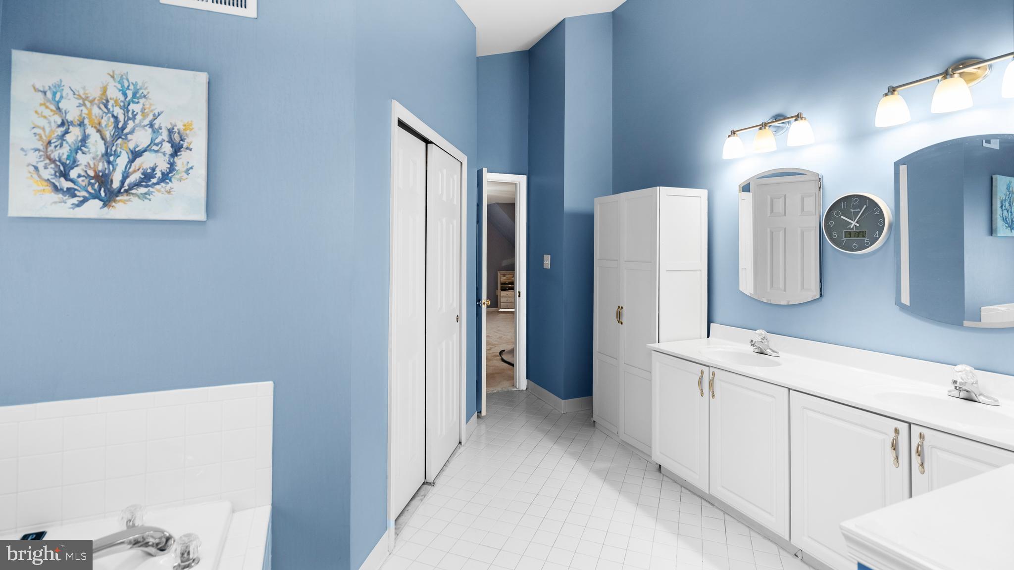 NEABSCO HILLS - Residential