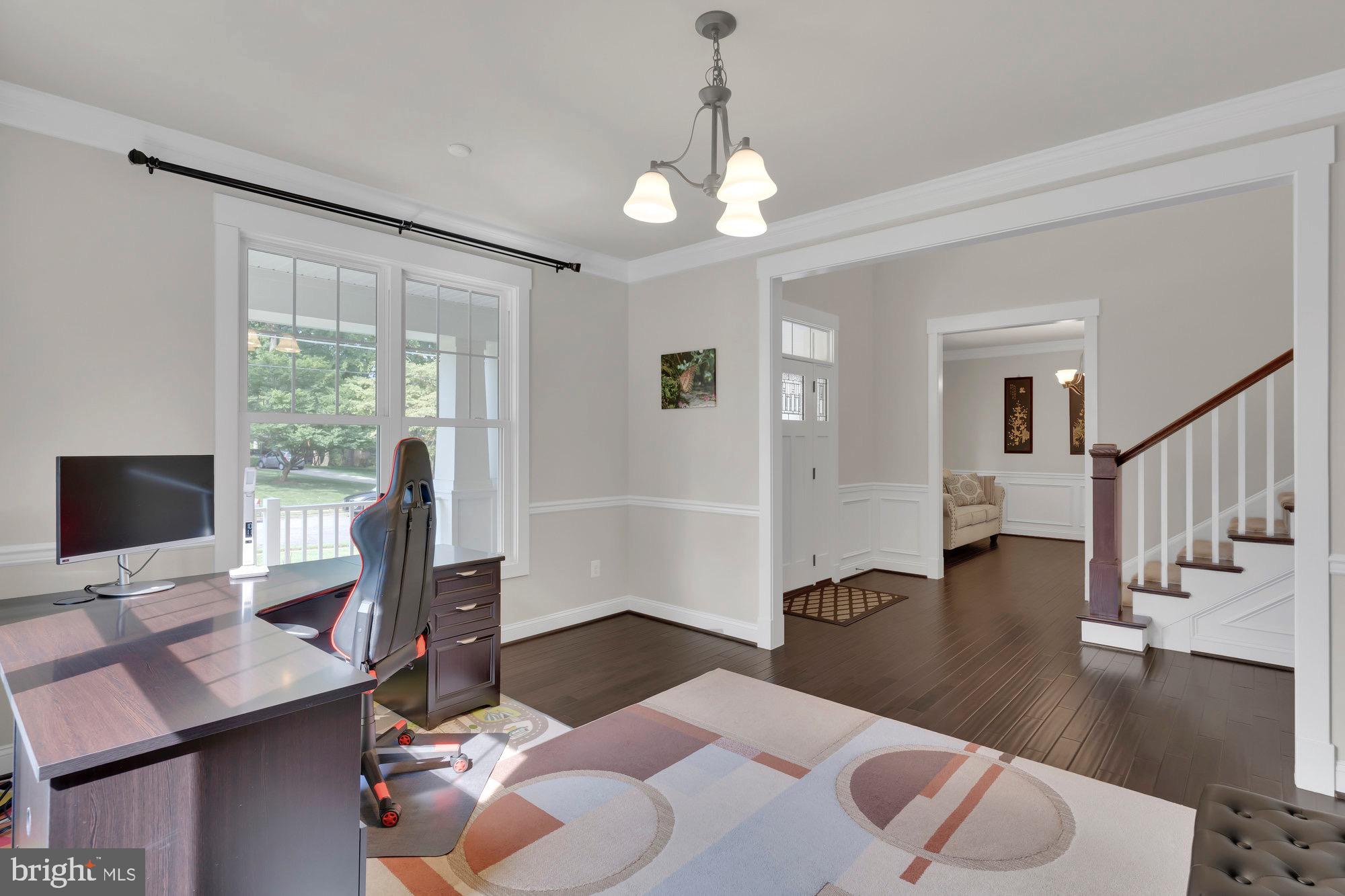 PICKETT ESTATES - Residential