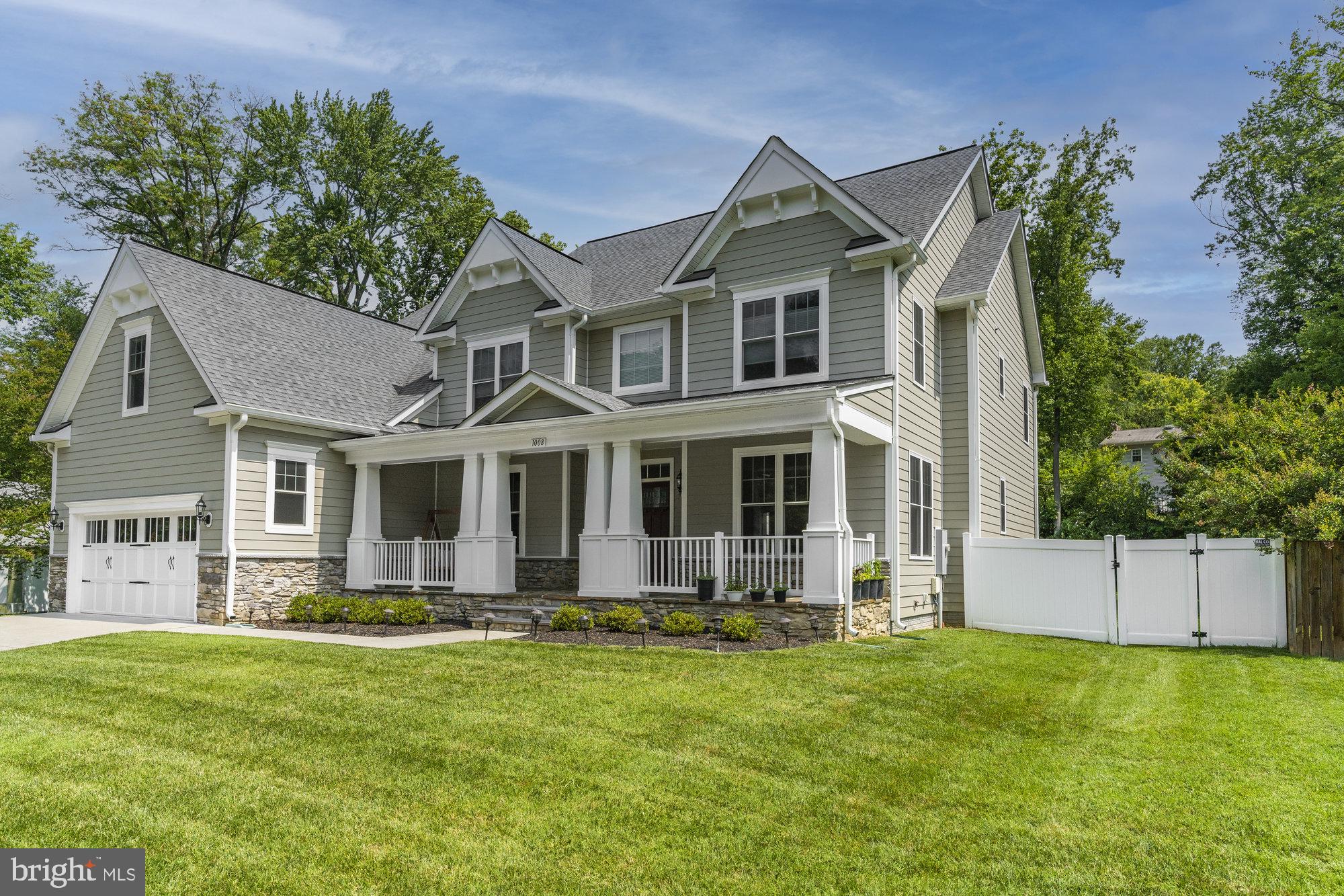 PICKETT ESTATES - Residential