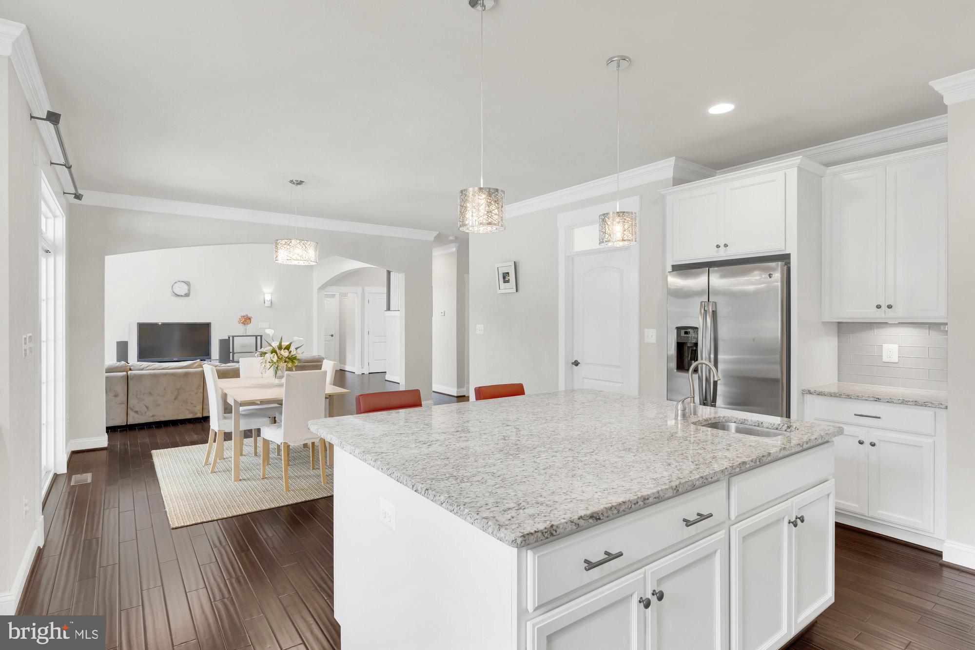 PICKETT ESTATES - Residential