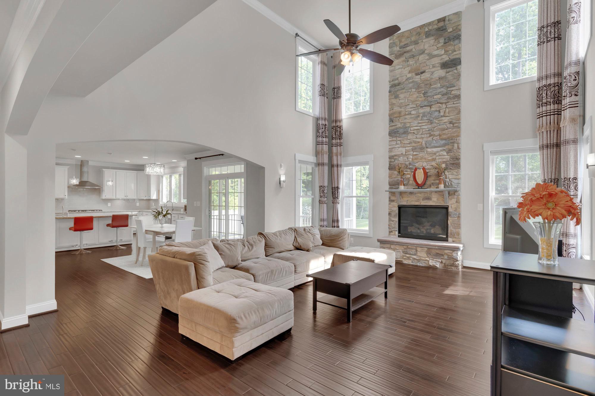 PICKETT ESTATES - Residential