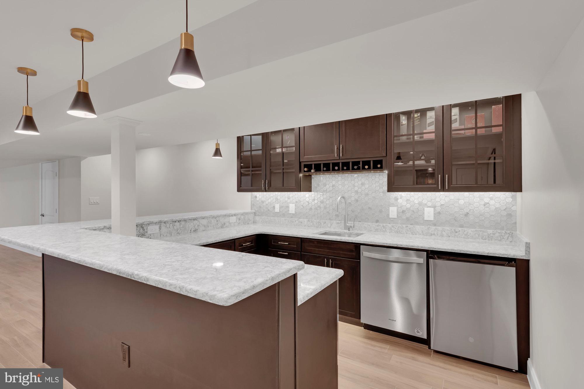 PICKETT ESTATES - Residential