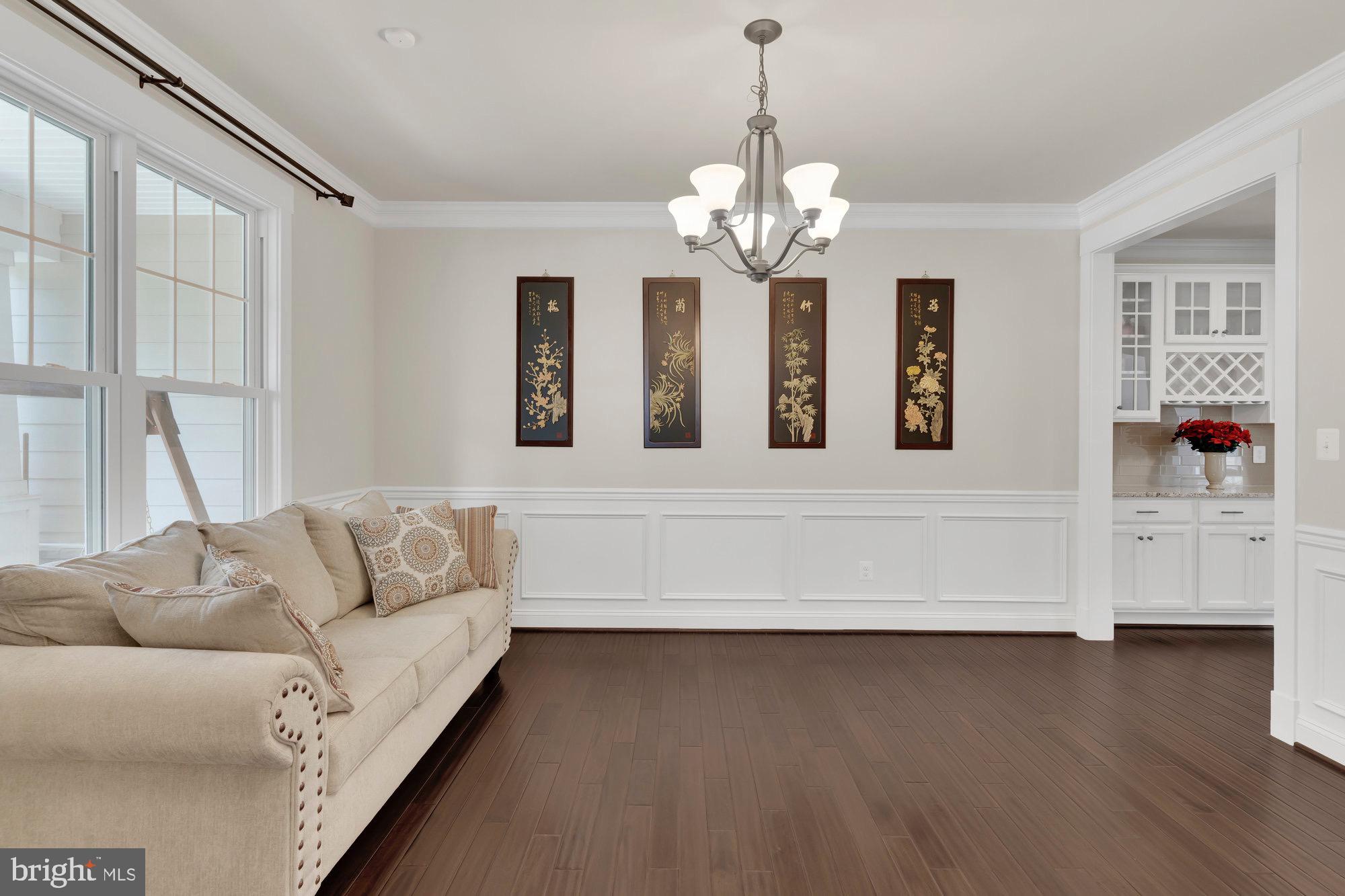 PICKETT ESTATES - Residential