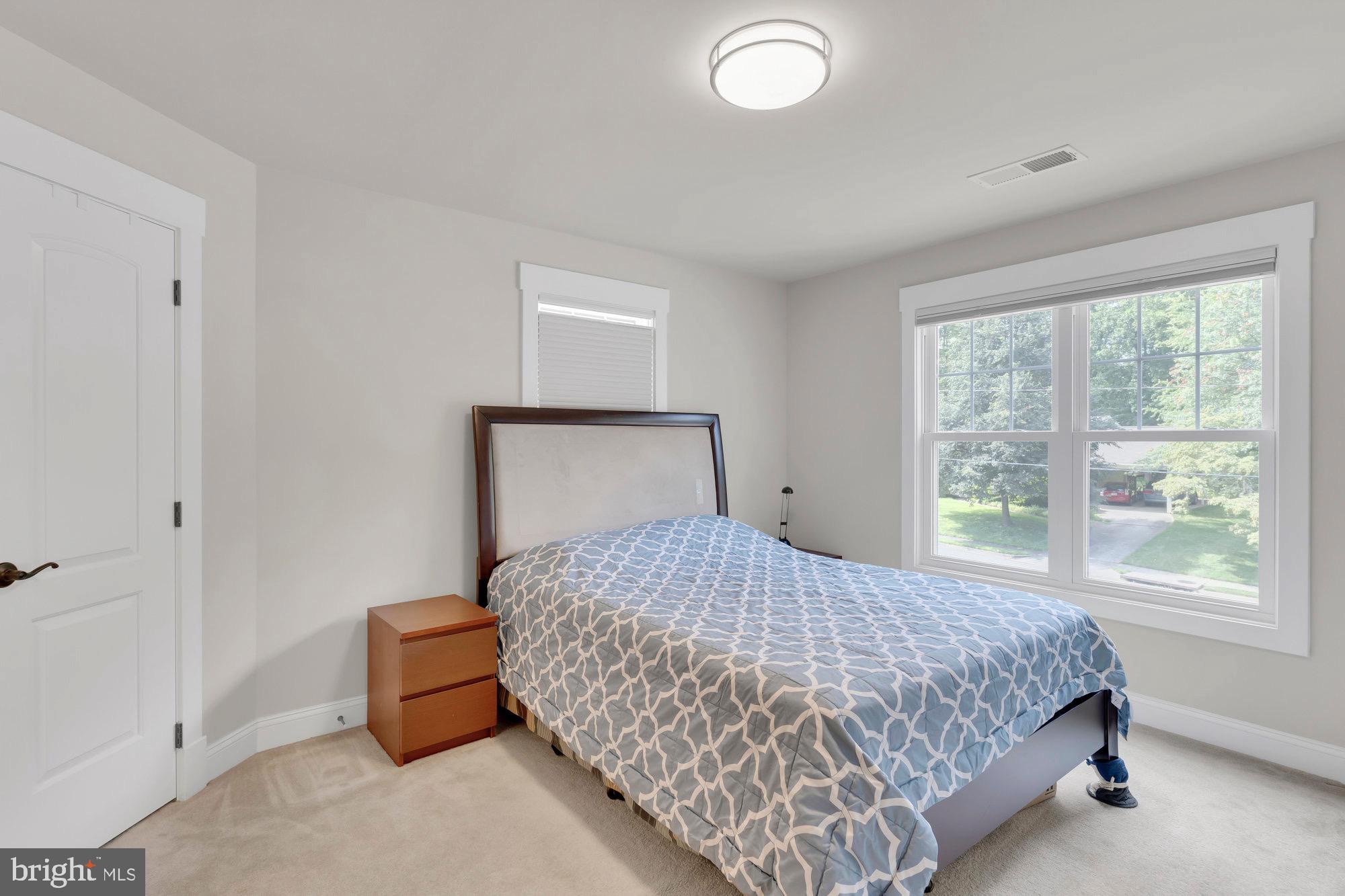 PICKETT ESTATES - Residential