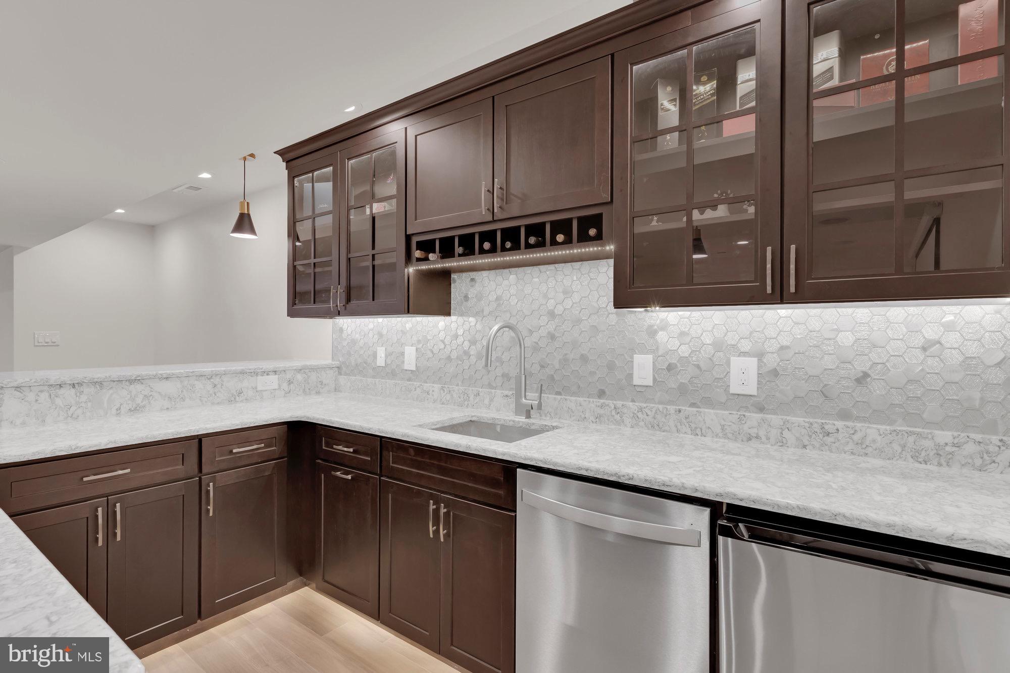 PICKETT ESTATES - Residential