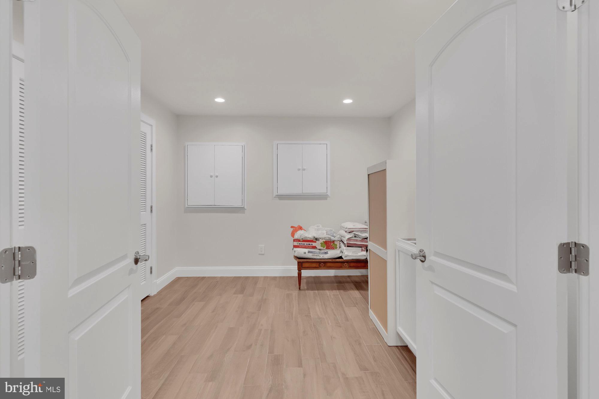 PICKETT ESTATES - Residential