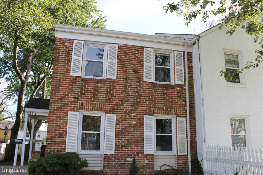 Available now! Enjoy this recently renovated end unit town home located in Manassas City! This property has been freshly painted, brand new flooring throughout including carpet on the stairs and upper level, luxury vinyl on the main level and bathrooms. Clothes washer and dryer in unit. Brand new stainless steel refrigerator and stove. New blinds throughout. Close to the Manassas VRE, Historic Old Town Manassas with plenty of shopping, restaurants, boutiques, and so much more!