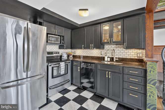 1624 NW U STREET NW 400