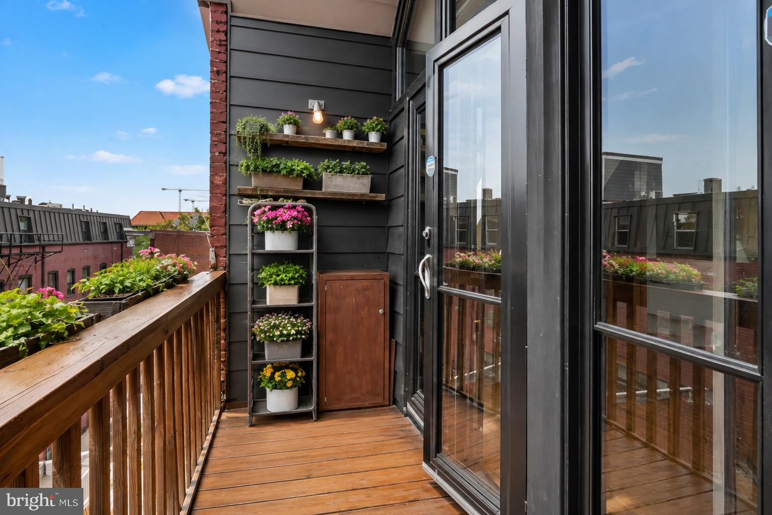 1624 NW U STREET NW 400