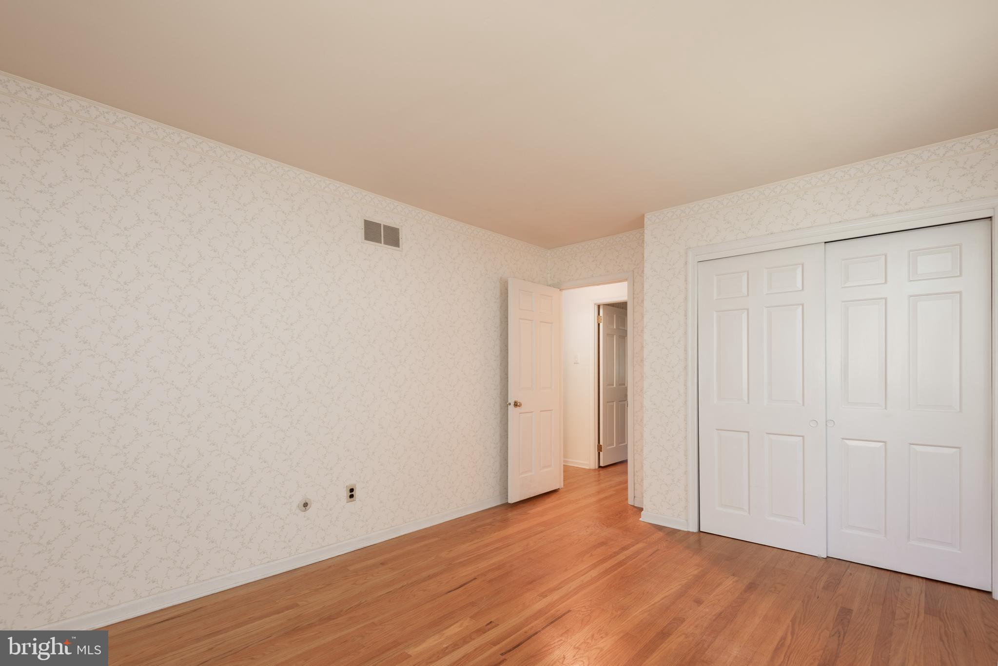 OAKBOURNE PARK - Residential