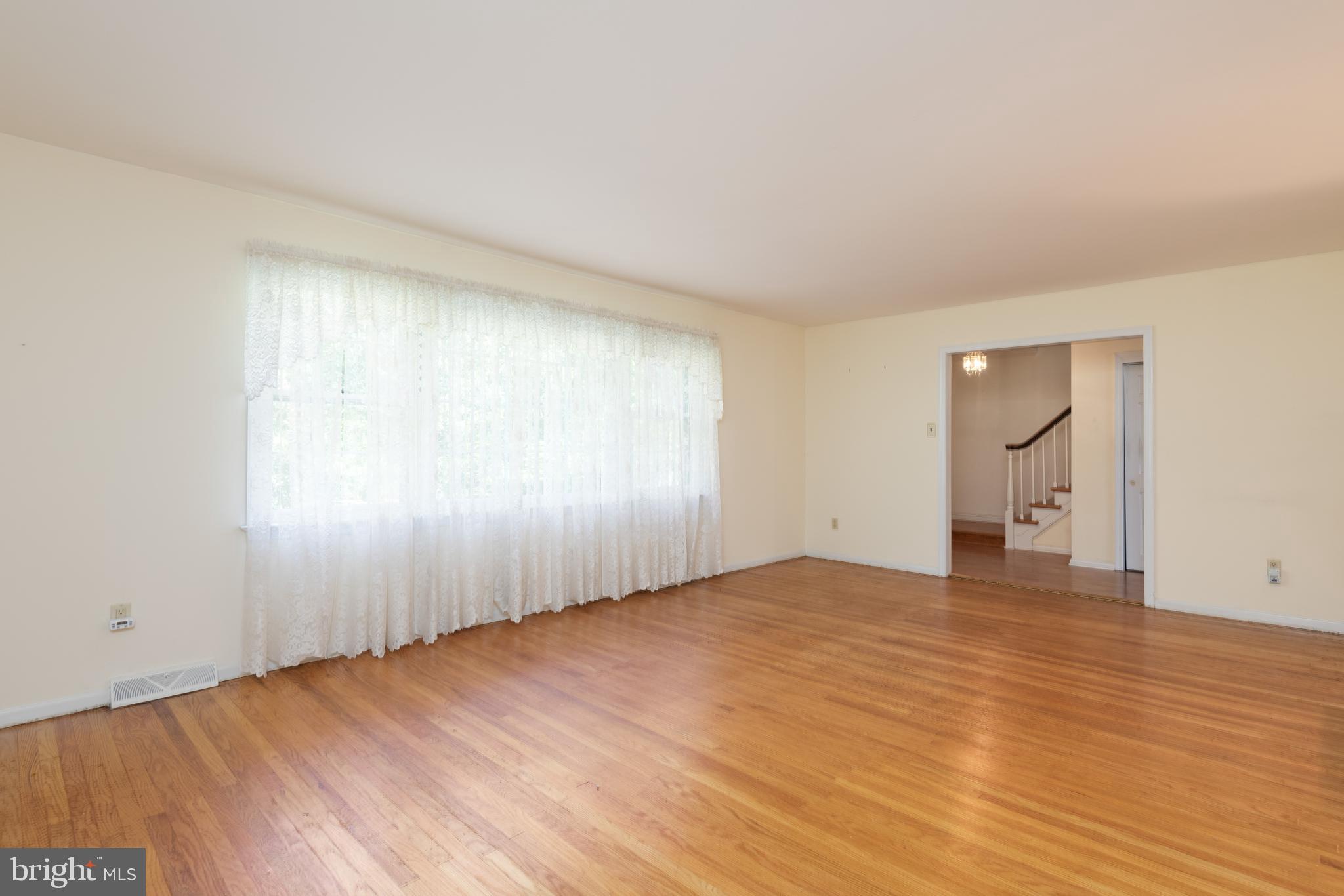 OAKBOURNE PARK - Residential