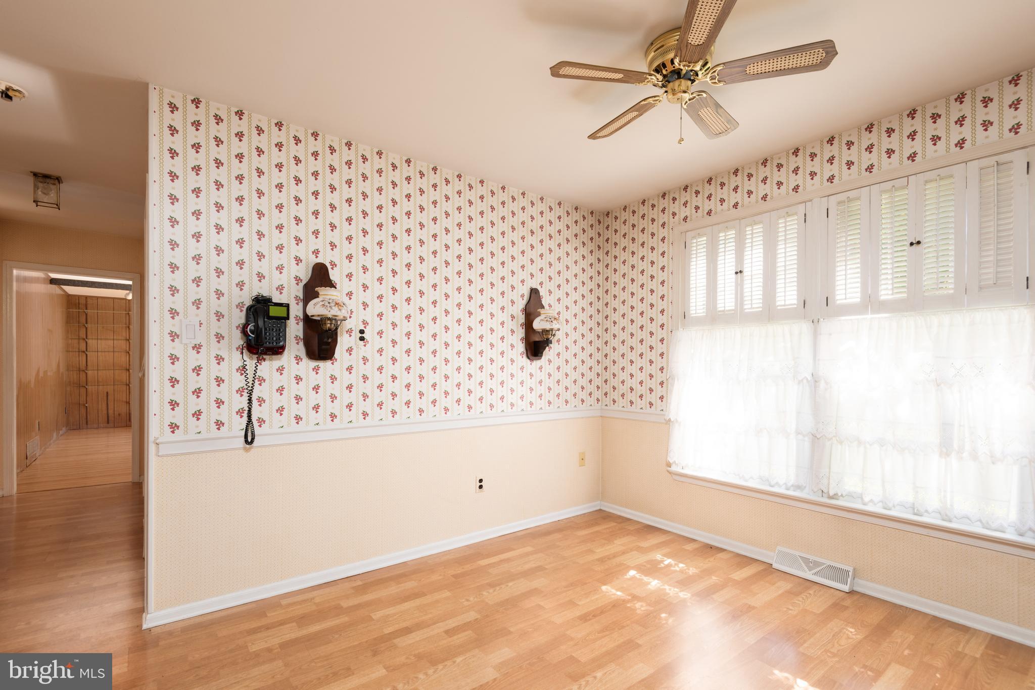 OAKBOURNE PARK - Residential