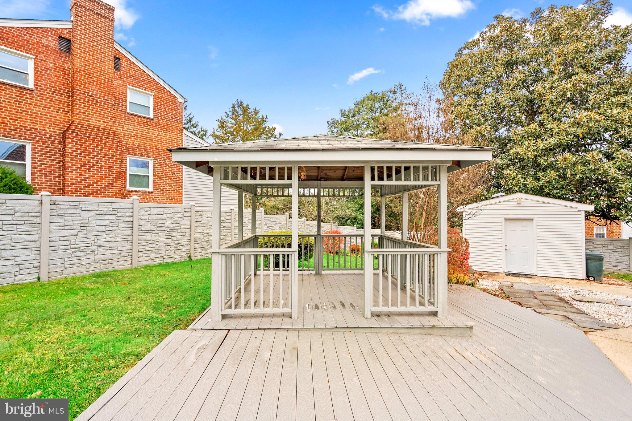 ROCK CREEK FOREST - Residential