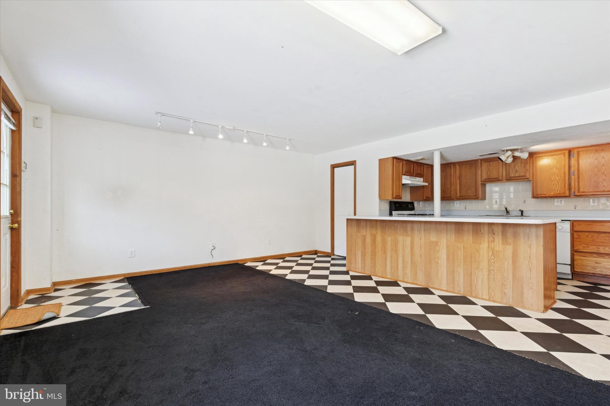 GWYNMONT FARMS - Residential