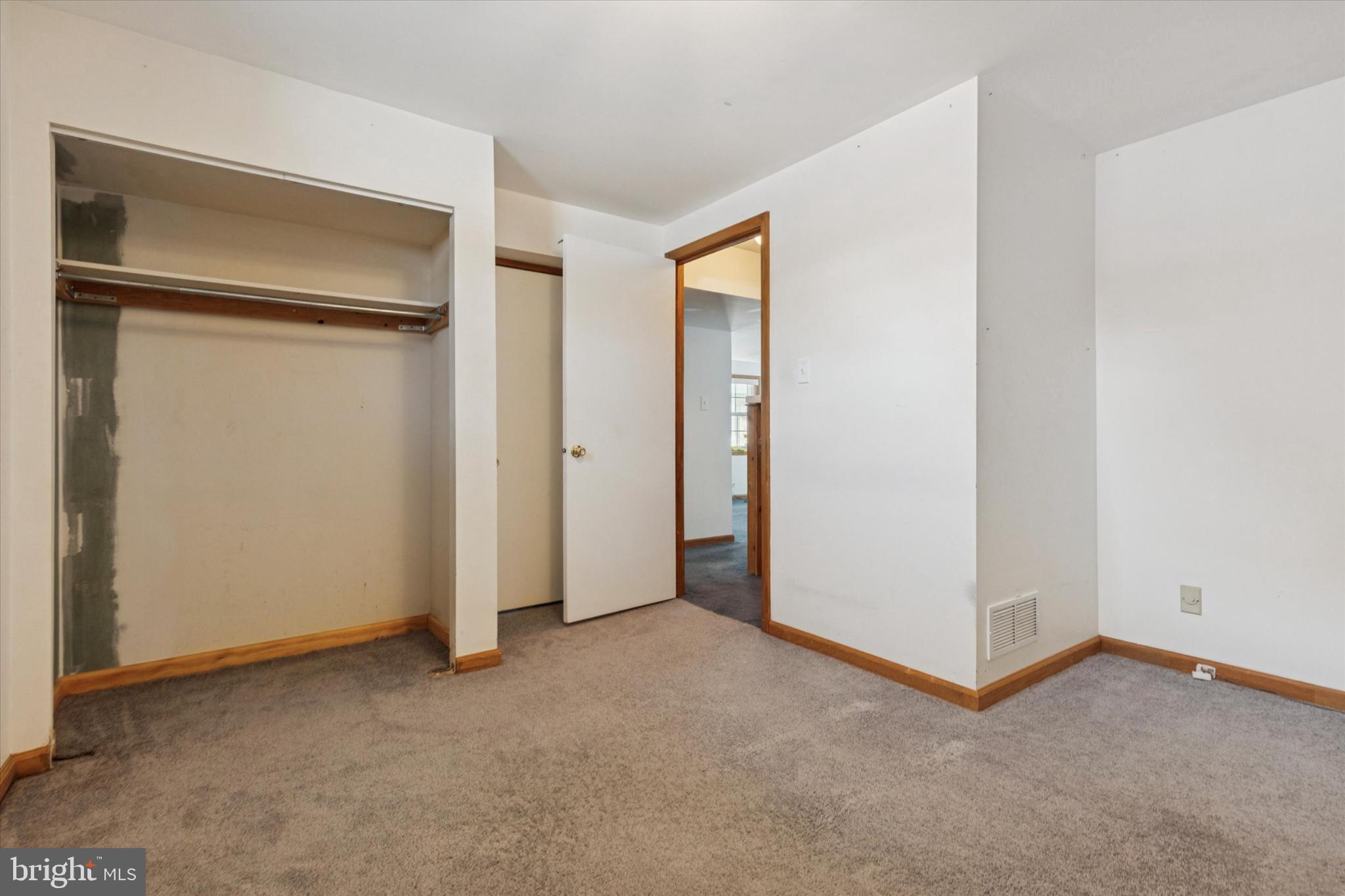 GWYNMONT FARMS - Residential