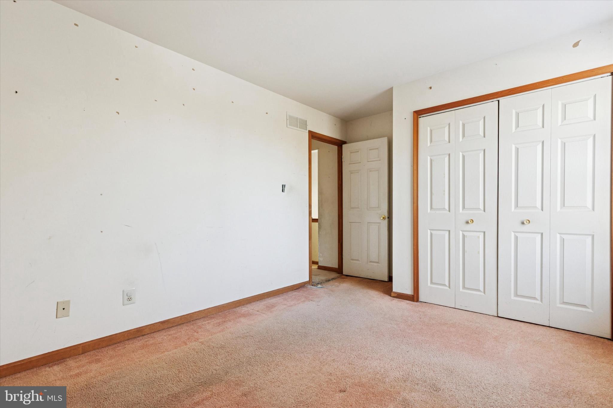 GWYNMONT FARMS - Residential