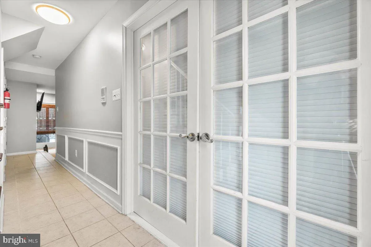 Frederick, Maryland 21702, United States, 3 Bedrooms Bedrooms, ,4 BathroomsBathrooms,Residential,Contingent,14970