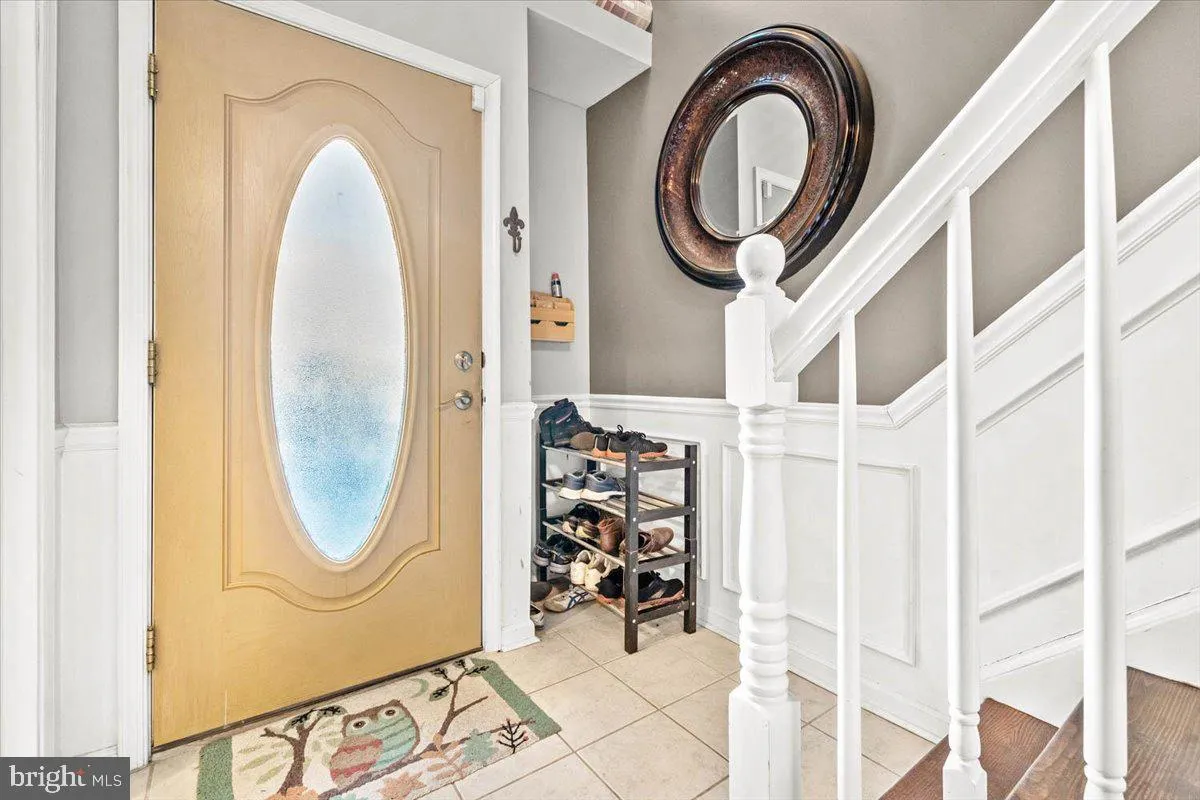 Frederick, Maryland 21702, United States, 3 Bedrooms Bedrooms, ,4 BathroomsBathrooms,Residential,Contingent,14970