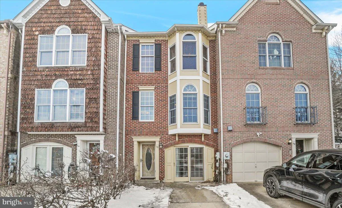 Frederick, Maryland 21702, United States, 3 Bedrooms Bedrooms, ,4 BathroomsBathrooms,Residential,Contingent,14970