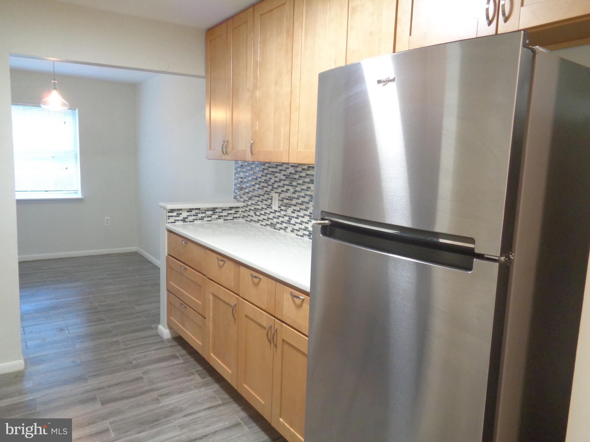 1954 KENNEDY DRIVE 104