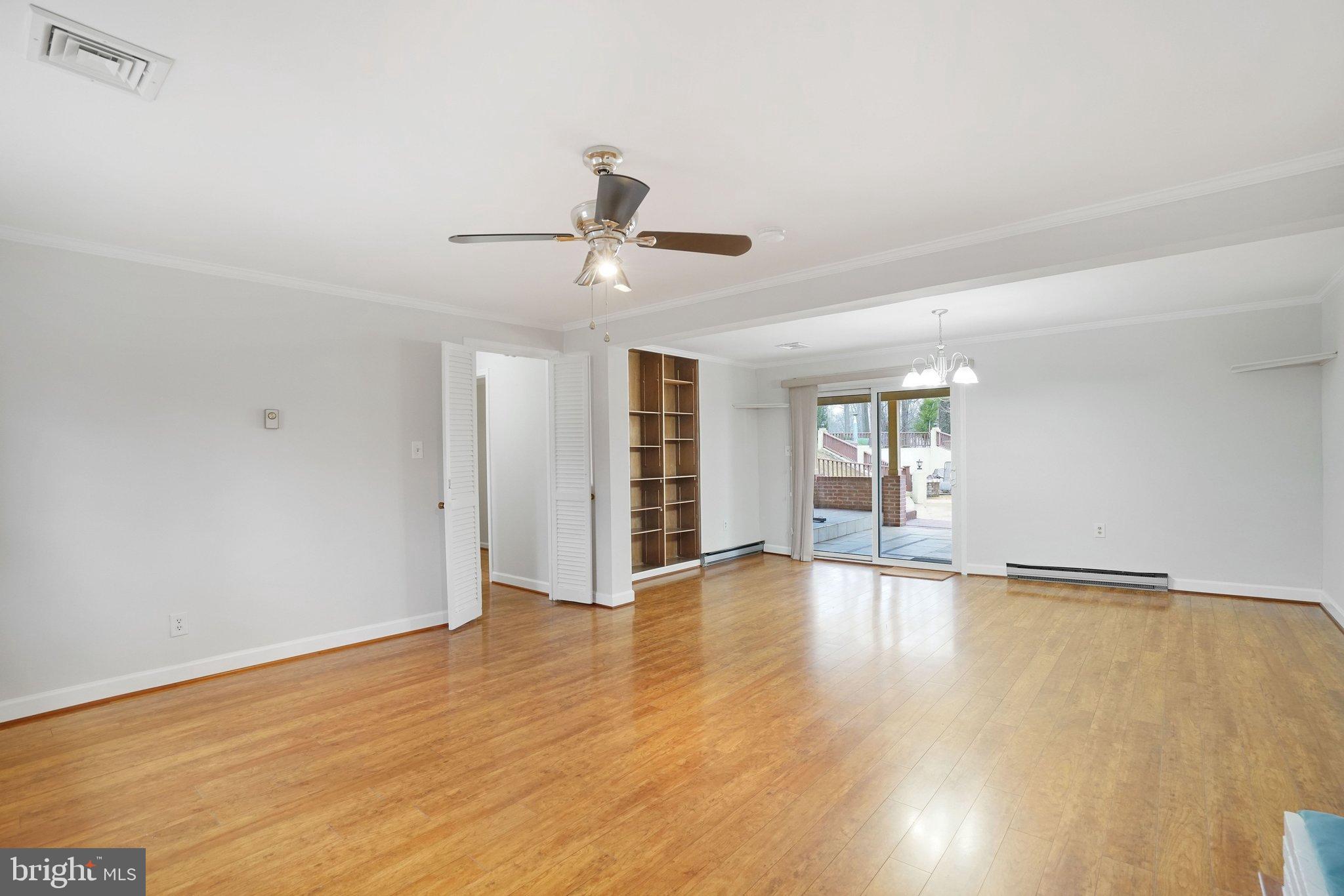 STRATHMEADE SPRINGS - Residential