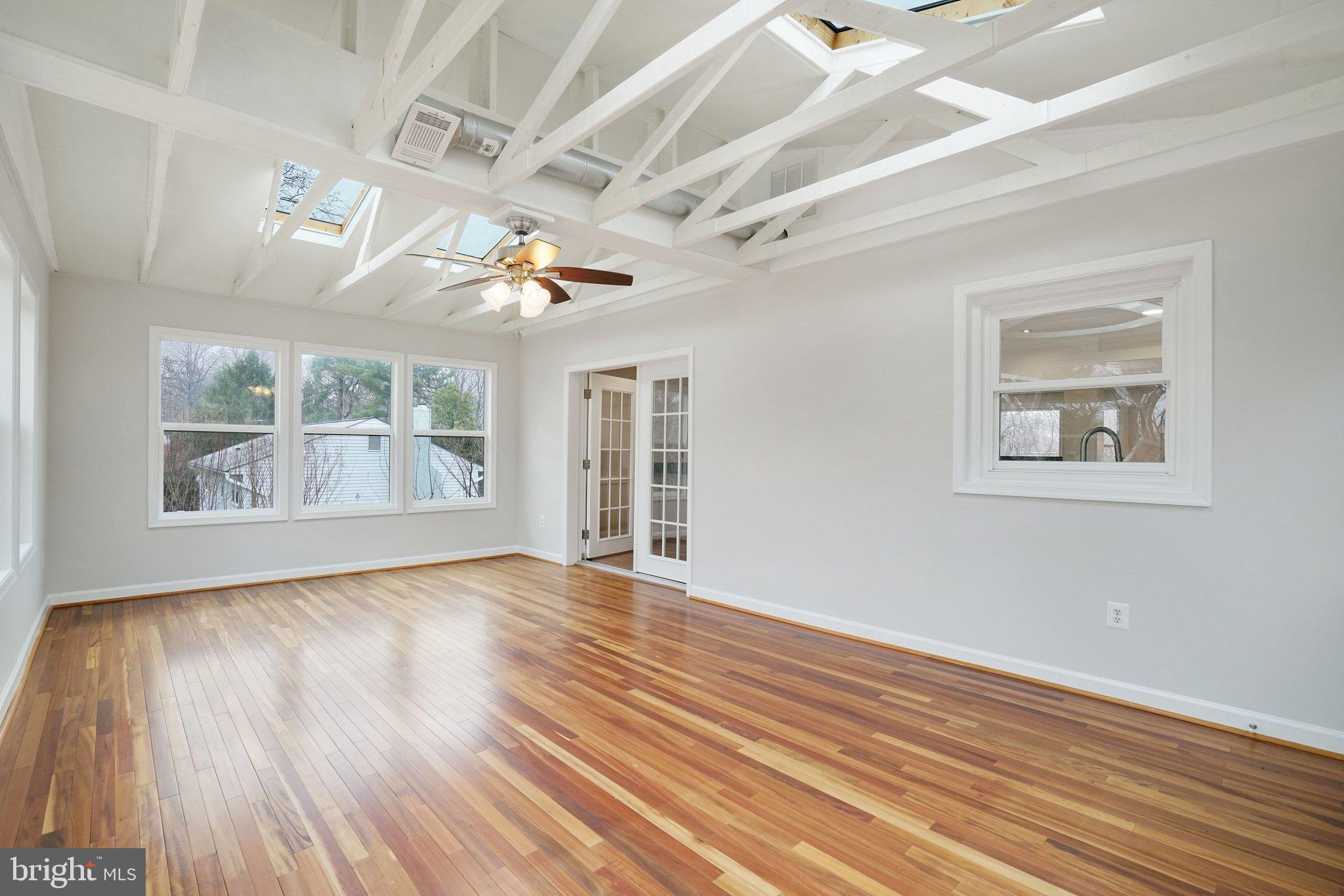 STRATHMEADE SPRINGS - Residential