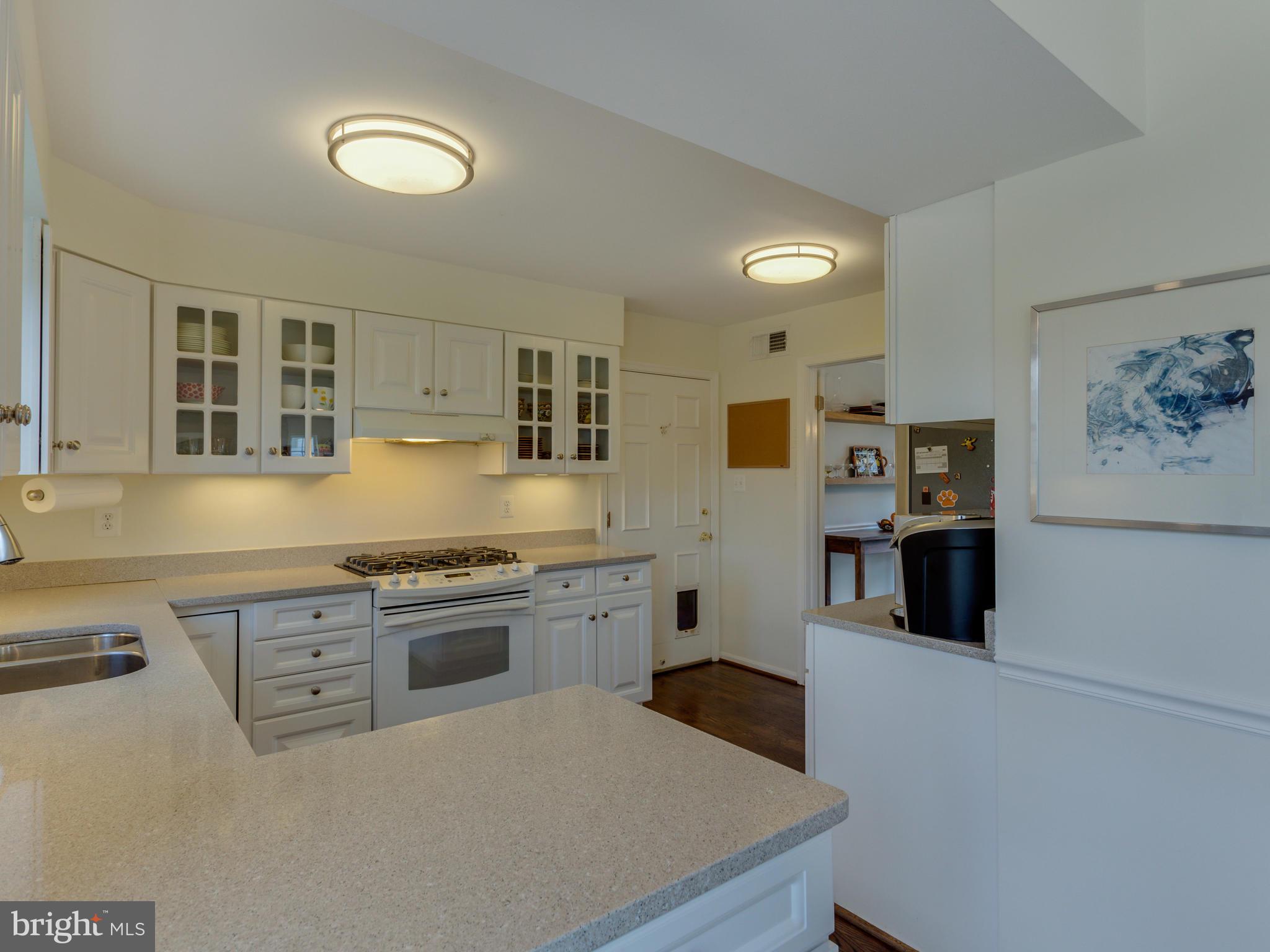 CROSSMAN ESTATE - Residential Lease