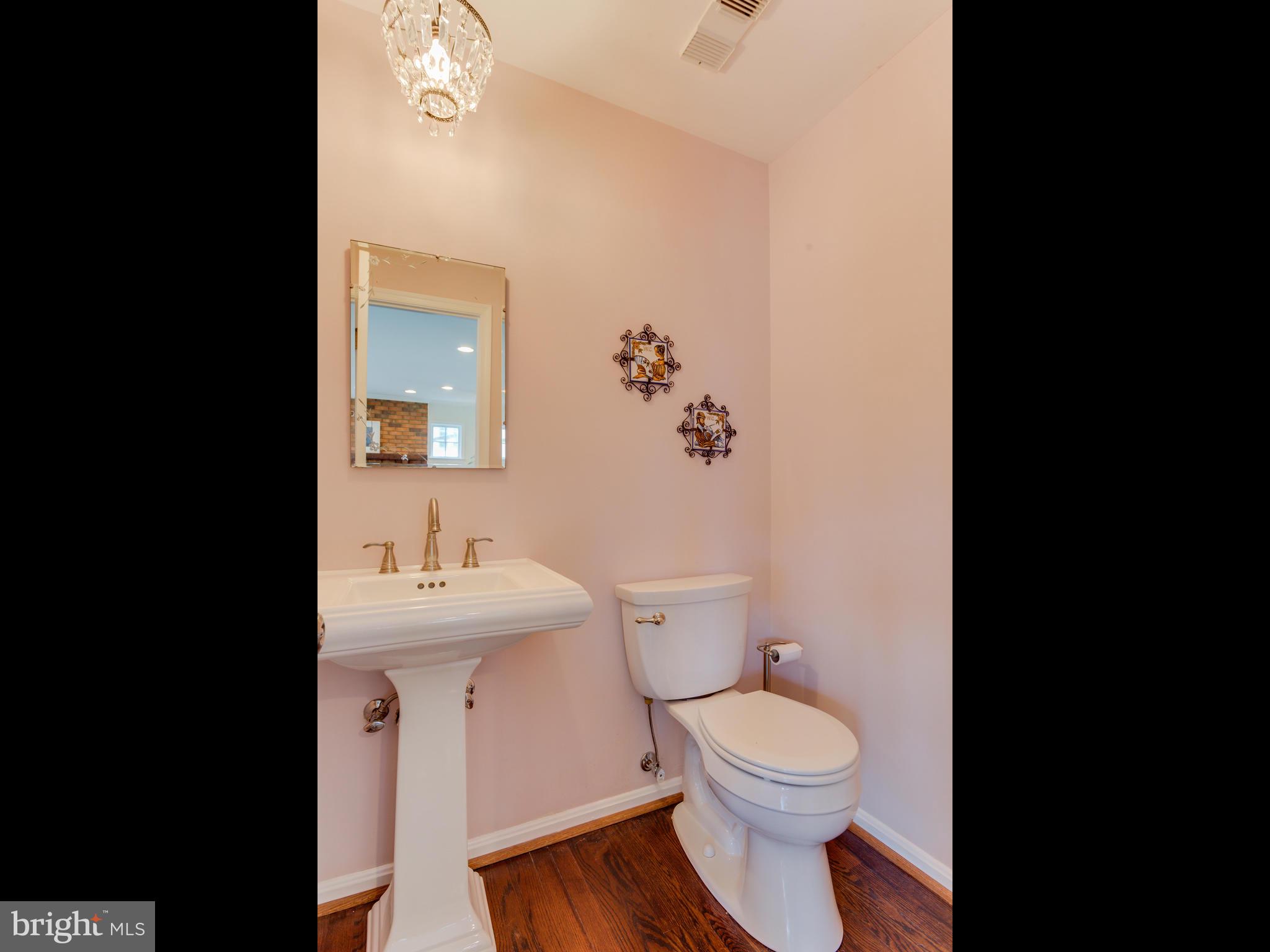 CROSSMAN ESTATE - Residential Lease