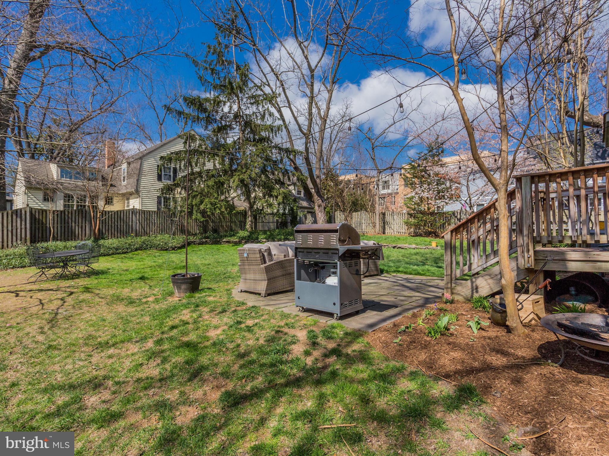 CROSSMAN ESTATE - Residential Lease