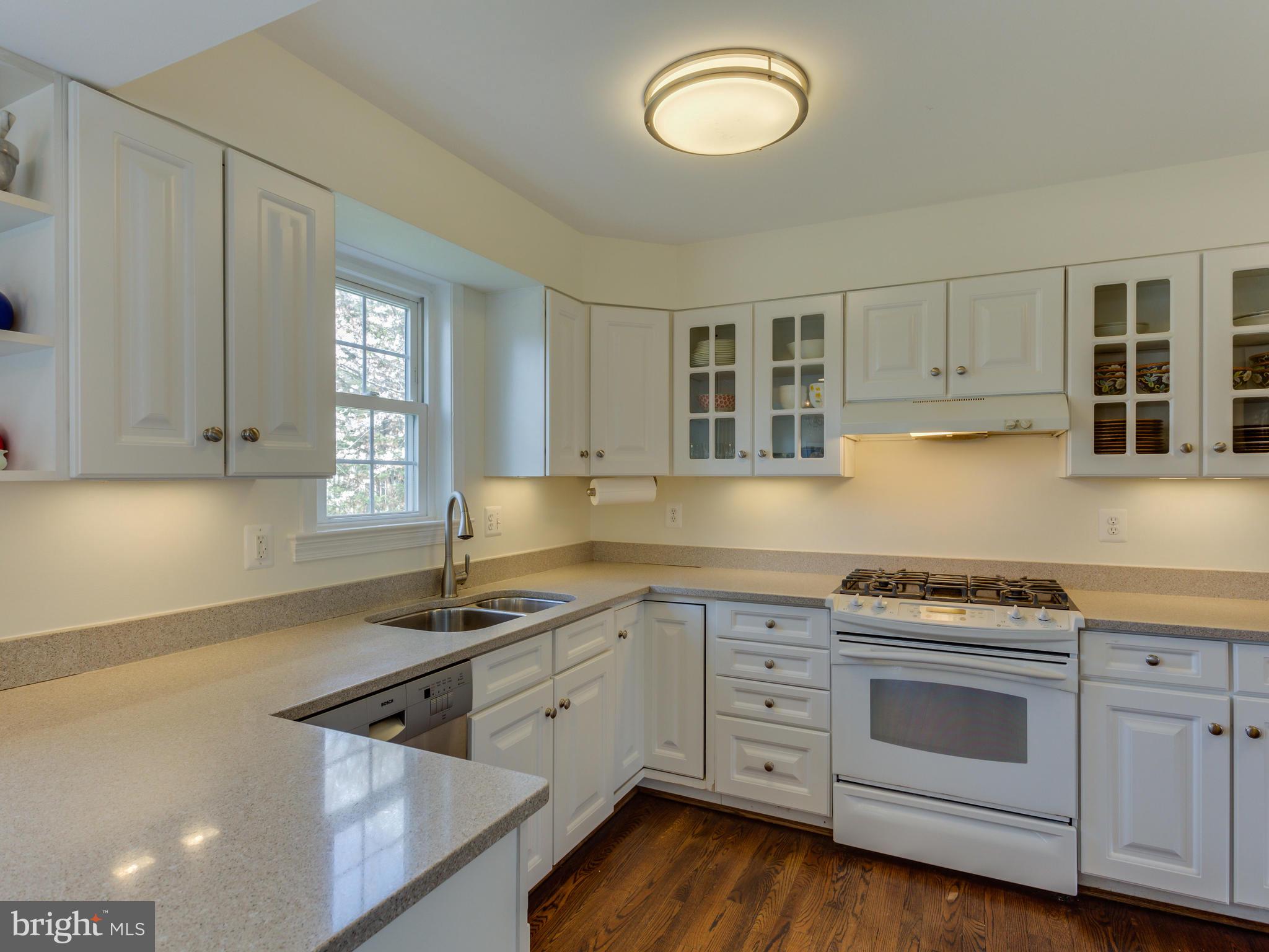 CROSSMAN ESTATE - Residential Lease