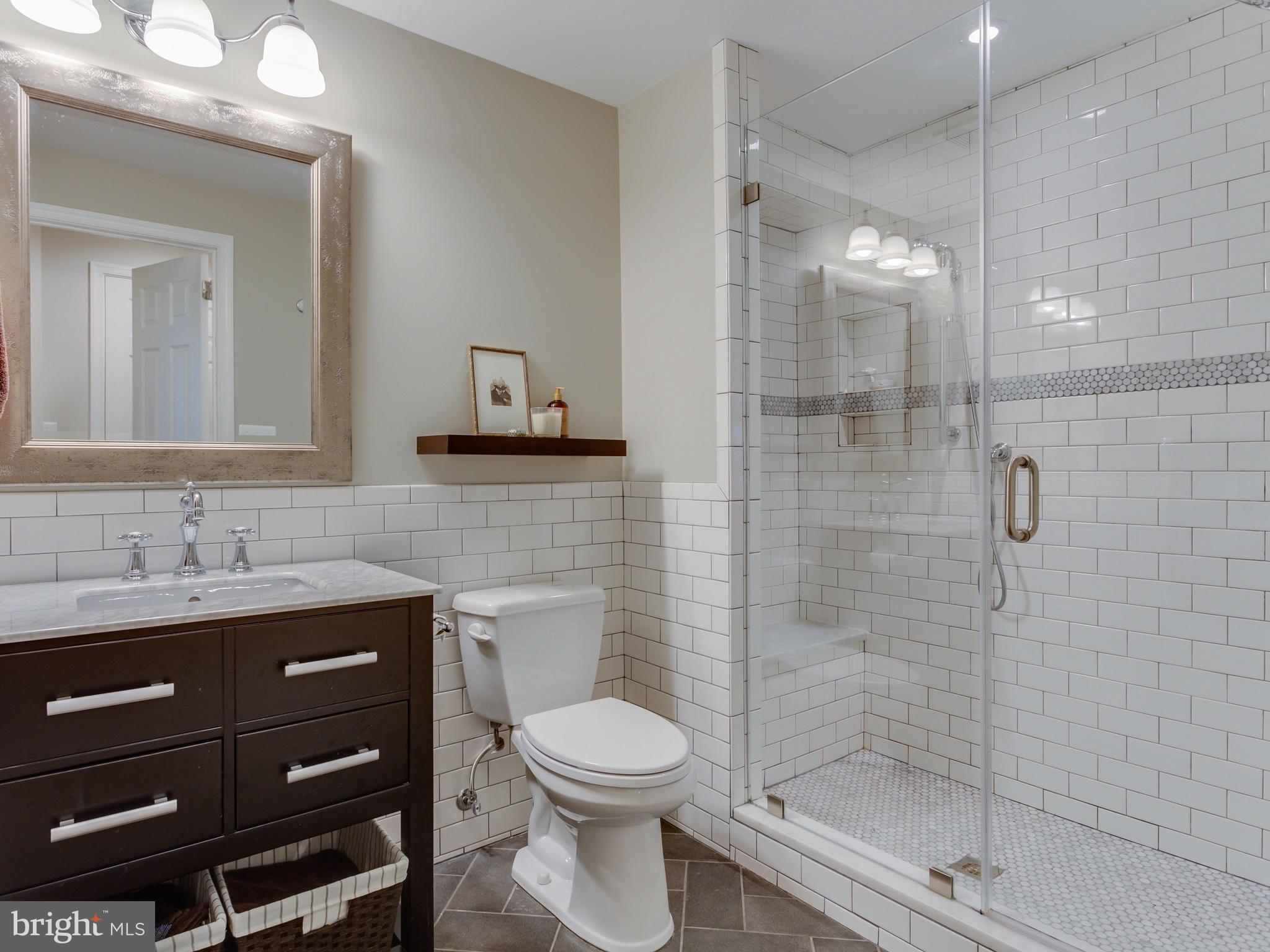 CROSSMAN ESTATE - Residential Lease