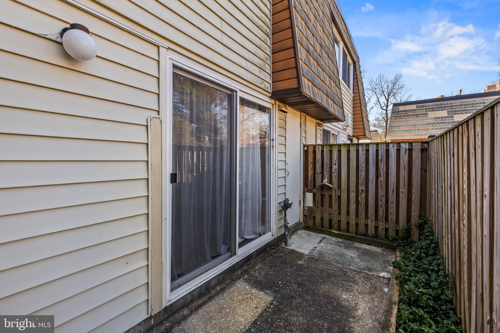 PARK VILLAGE - Residential