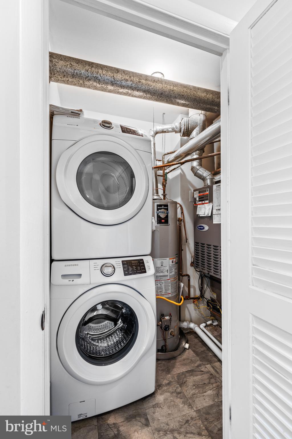 PARK VILLAGE - Residential