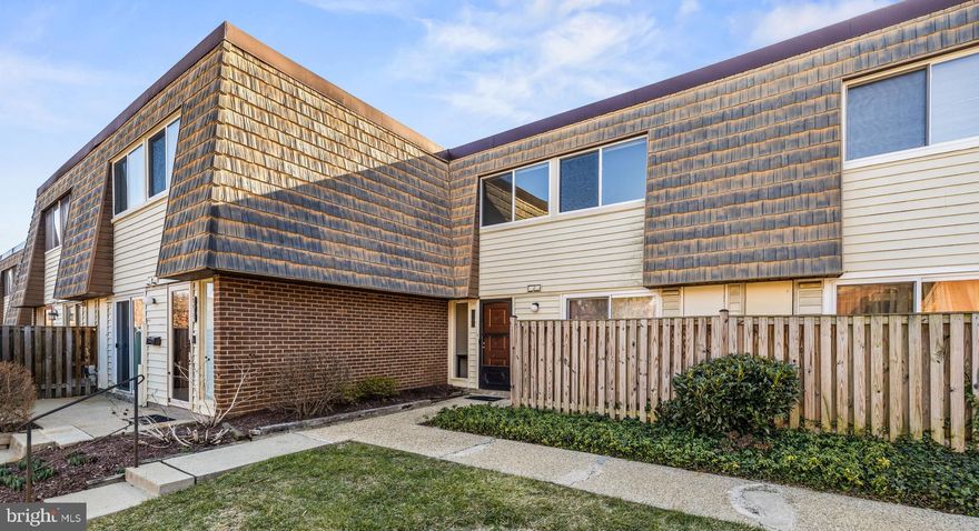 Beautifully updated Townhouse in Park Village Community. Bright and open main level includes a  gourmet kitchen with granite counters, stainless steel appliances and gas cooking, spacious dining room and living room, wood burning fireplace, glass sliders to front patio and glass sliders to private fenced rear patio. Upper level includes 2 Primary Bedrooms with updated en-suite baths, laundry, plenty of closet space. Updates also include flooring, sliders and windows.