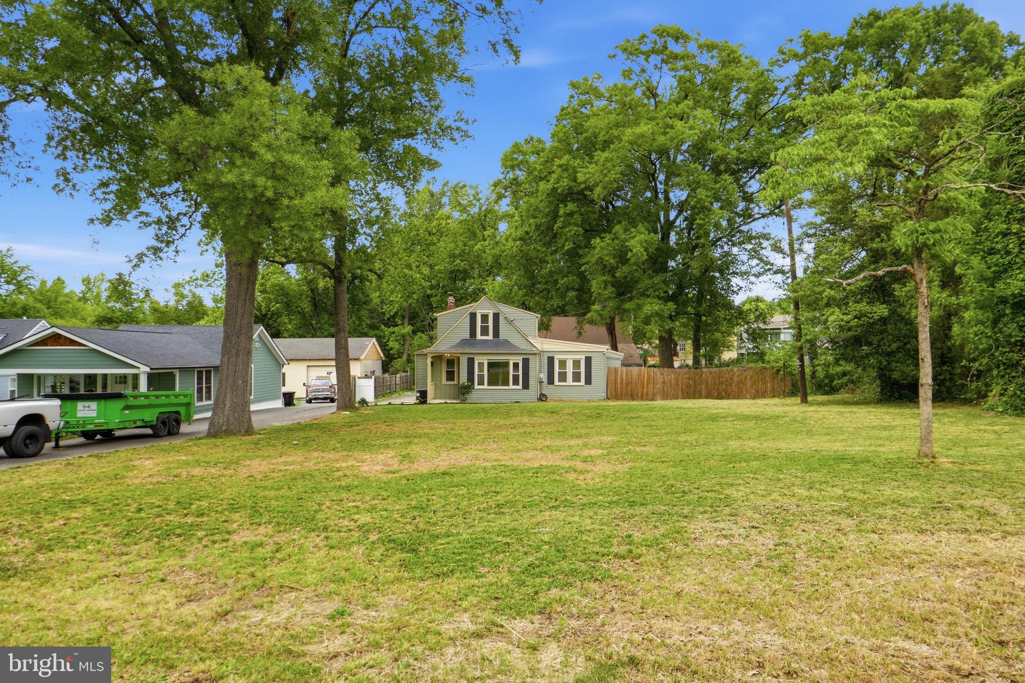BERWYN HEIGHTS - Residential