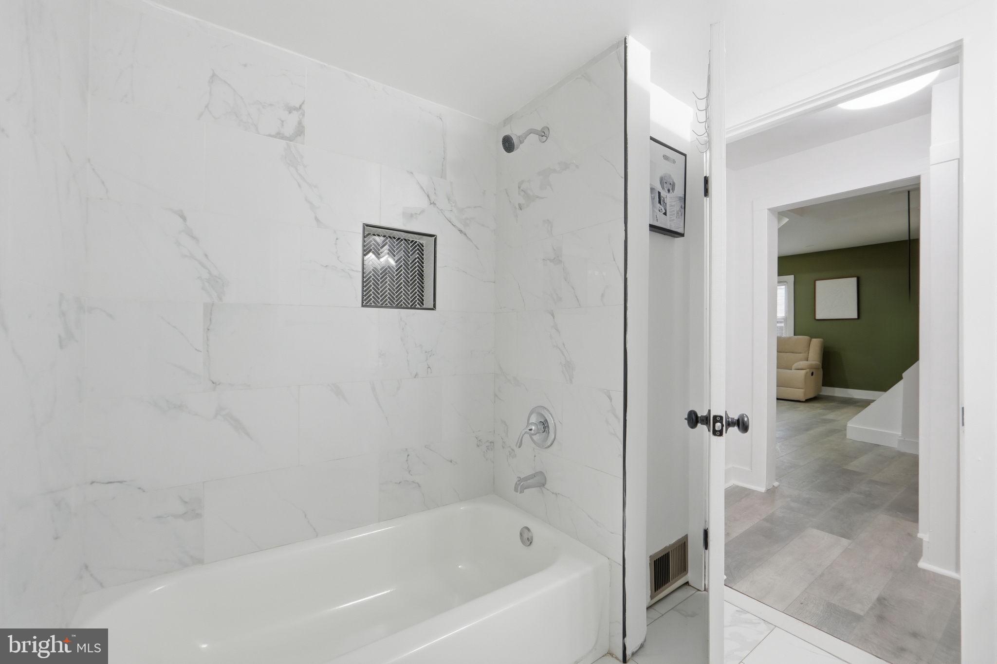BERWYN HEIGHTS - Residential