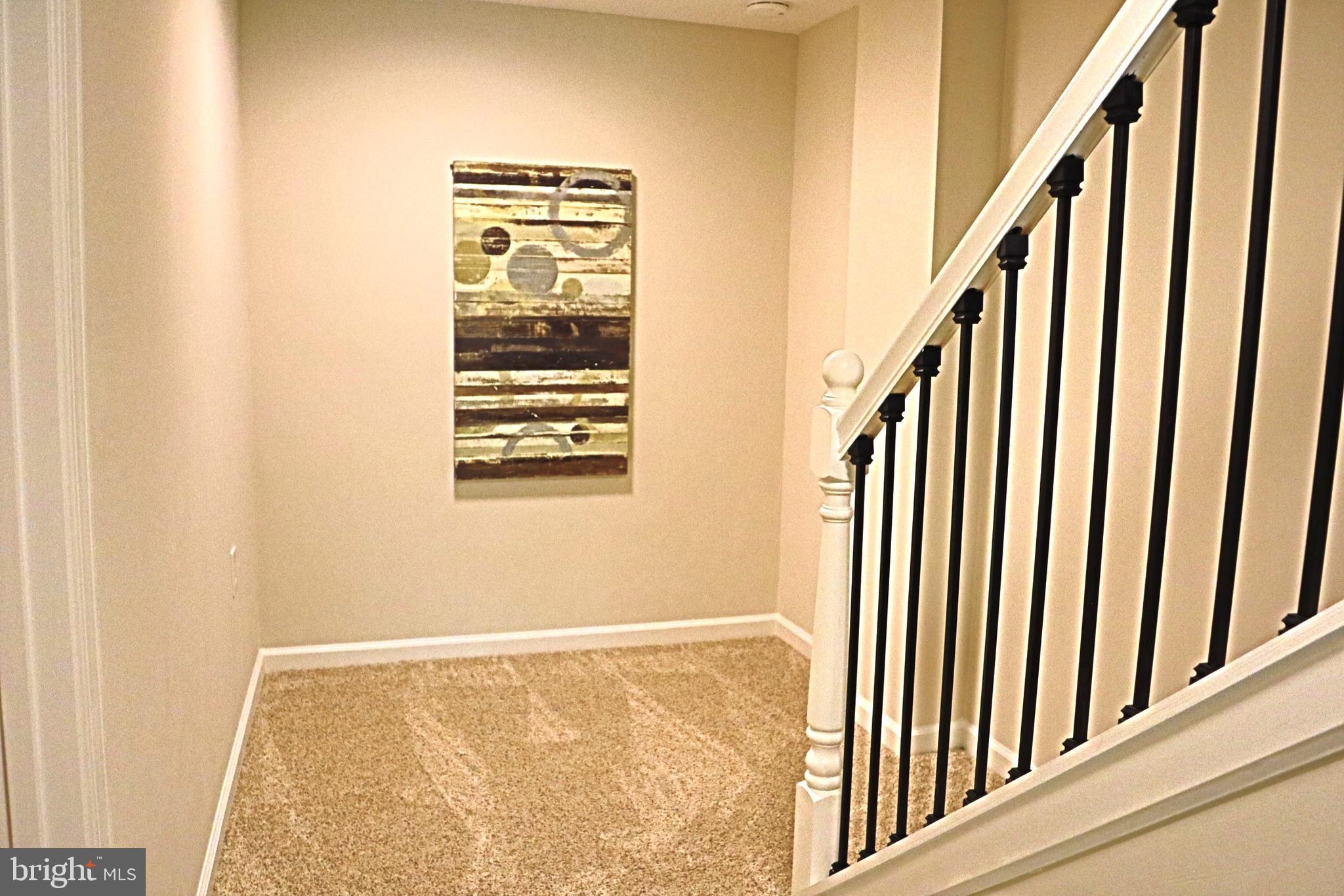 HILLCREST ORCHARDS - Residential