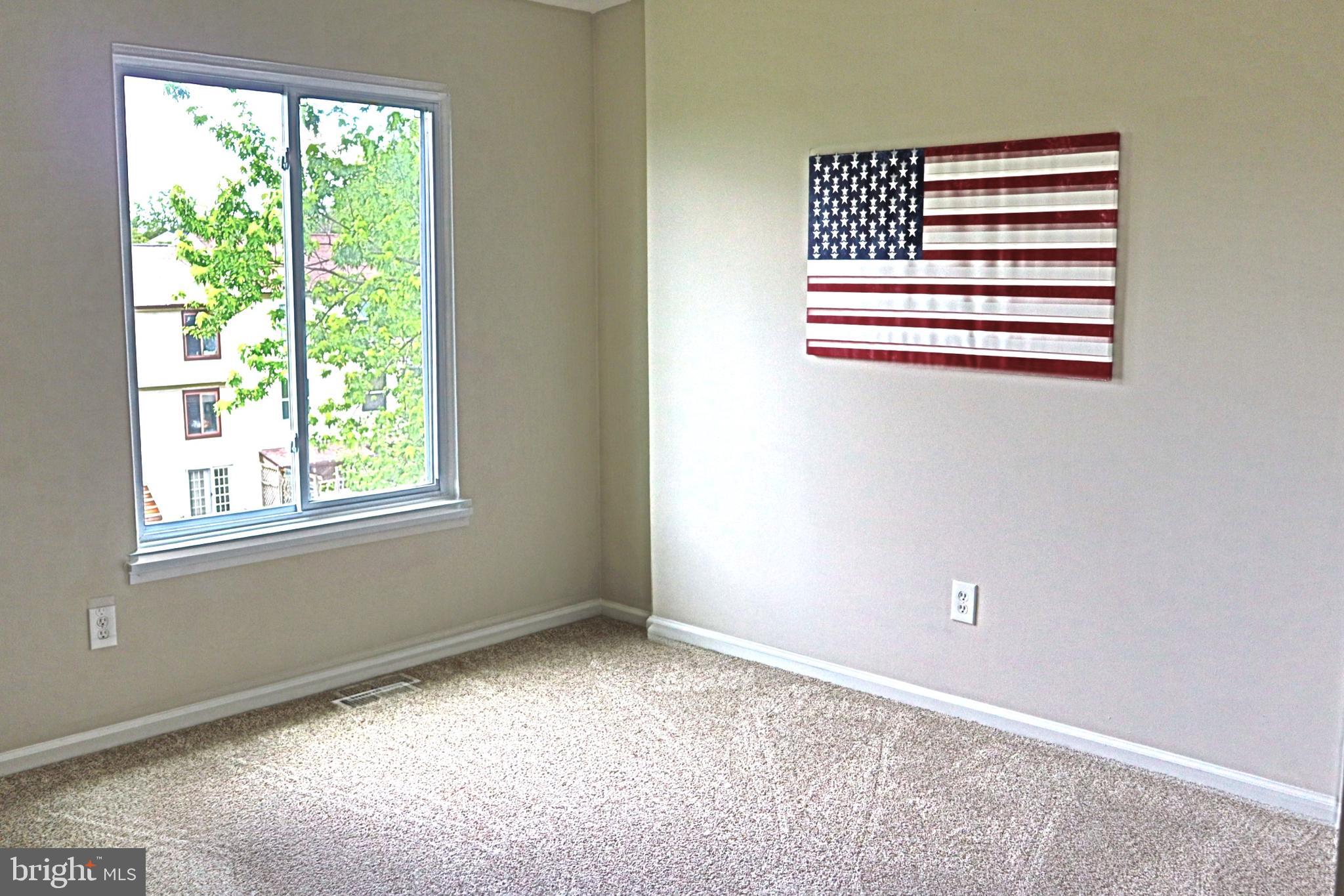 HILLCREST ORCHARDS - Residential