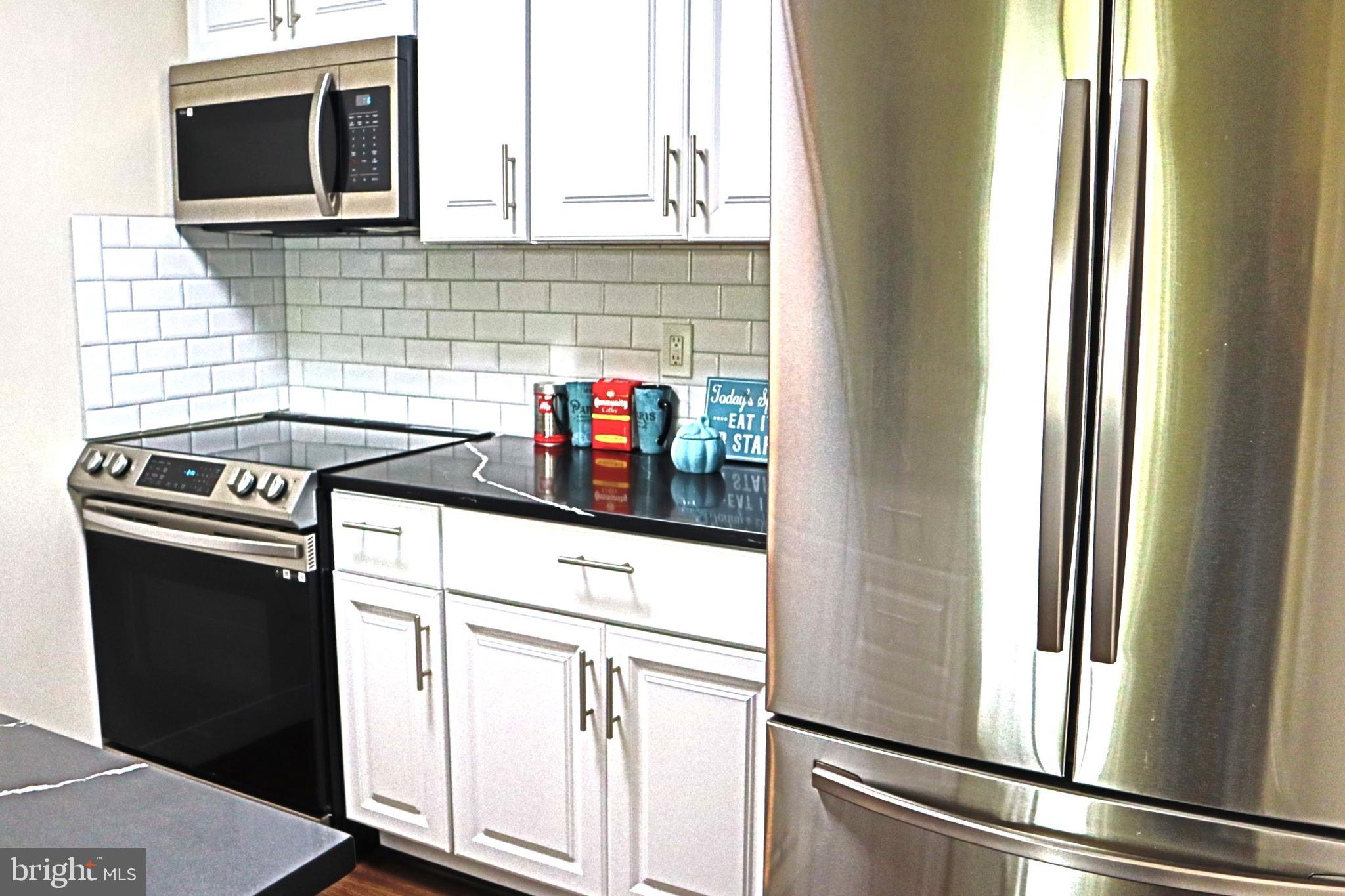 HILLCREST ORCHARDS - Residential