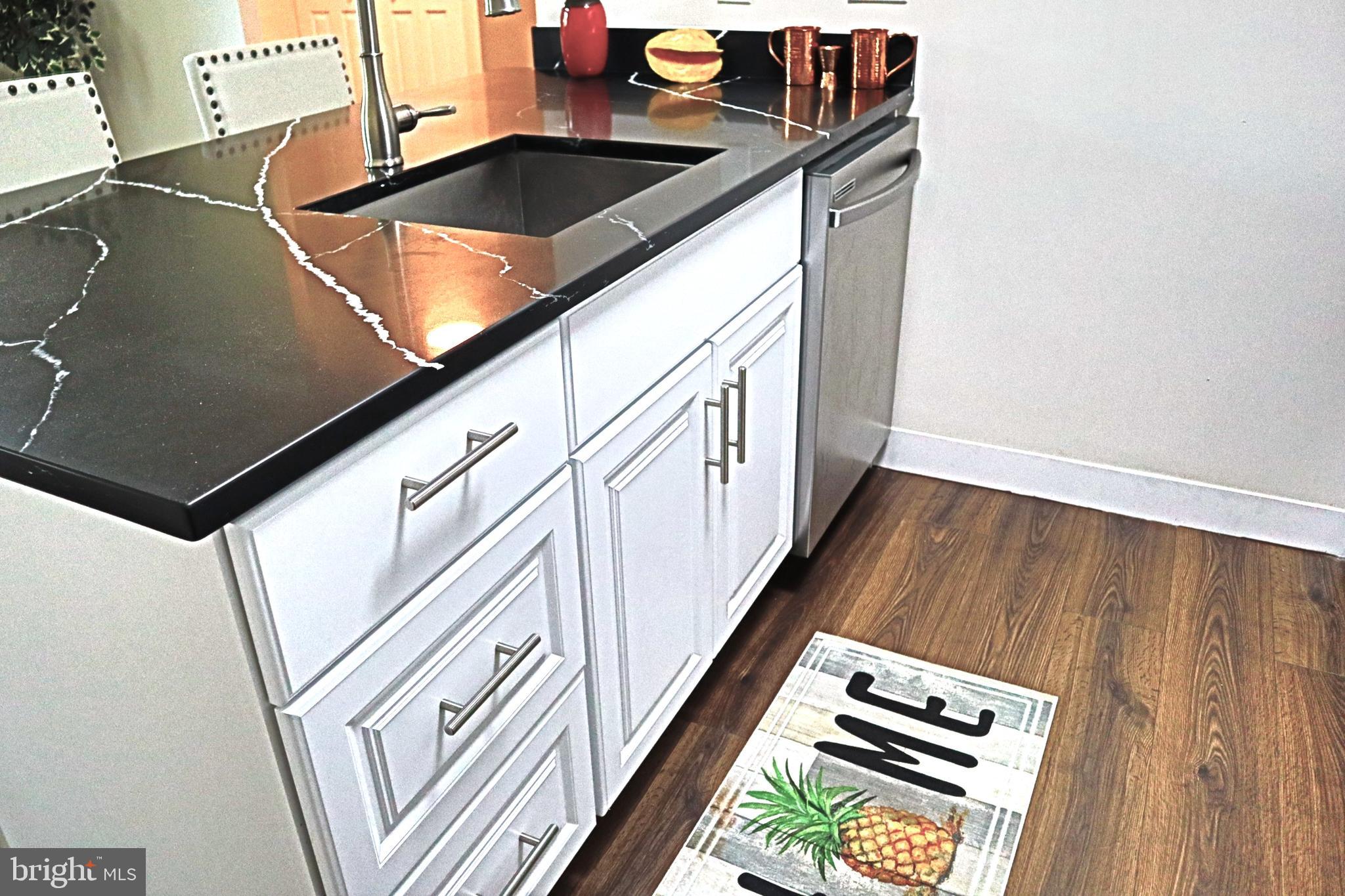 HILLCREST ORCHARDS - Residential